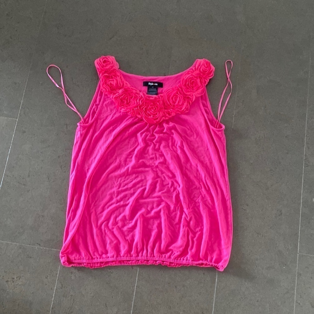 Style and Co tank size small